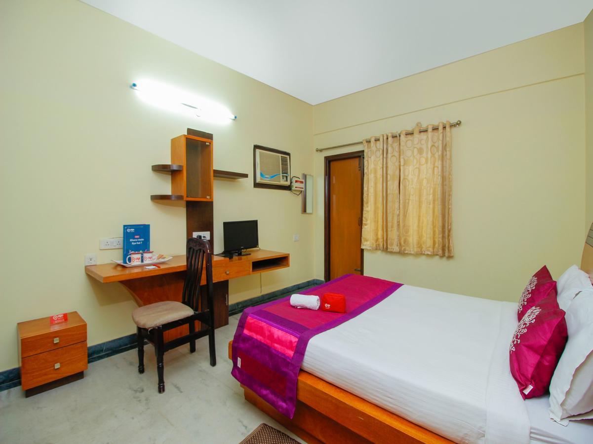 Balaji Residency Hotel Hyderabad Exterior photo